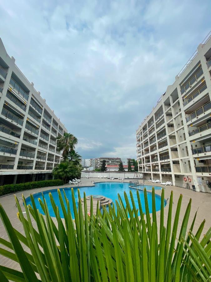 Residencial Michelangelo Apartment Salou Ngoại thất bức ảnh
